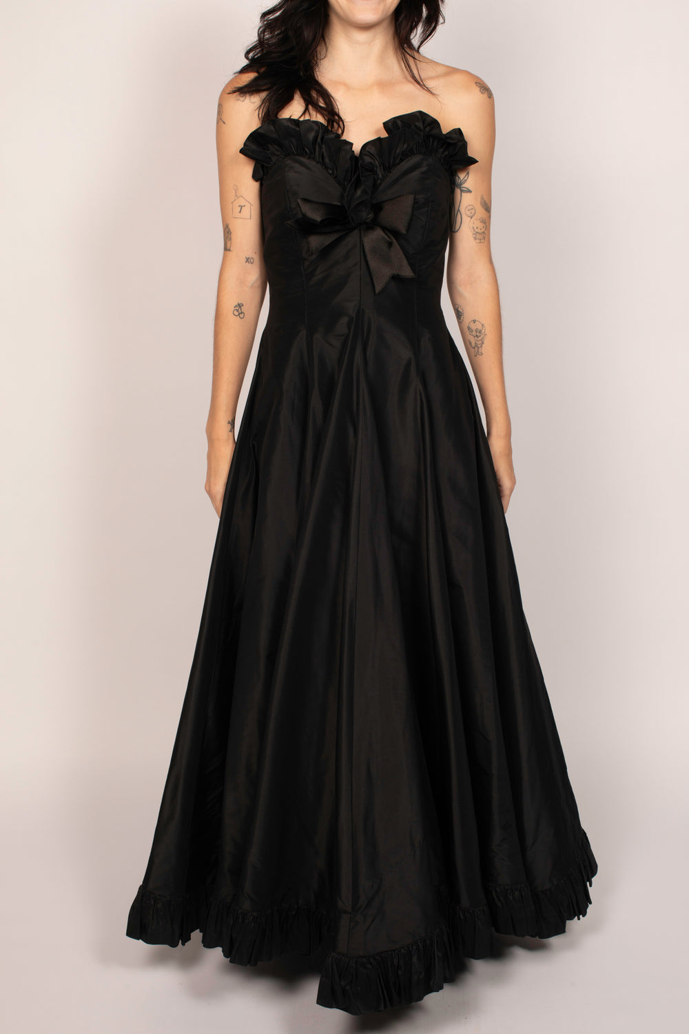 Oscar de la Renta Black Strapless Bow Gown