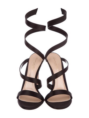 gianvito rossi black opera satin sandals