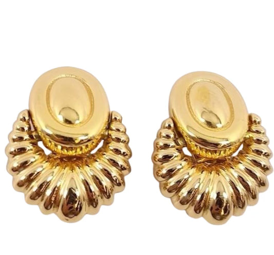 Dior Gold Vintage Earings